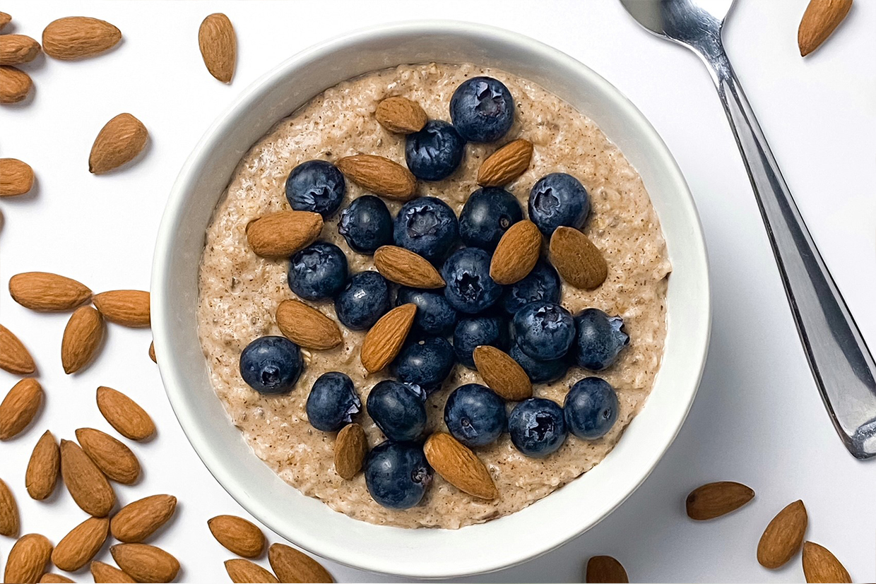 Almond Mode Oats